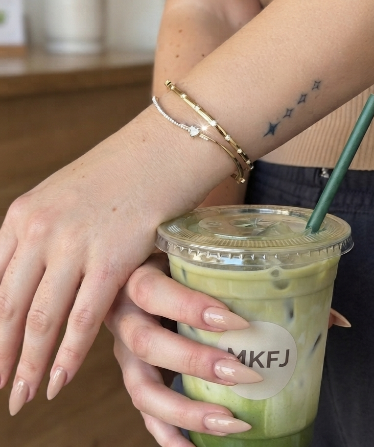 Wavy Diamond Heart Bangle